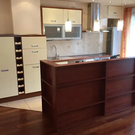 Mokotovia Premium 100m2, Garaz, Winda, 5 Lozek, Wanna Z Hydromasazem, Prysznic, 2 Toalety, F-vat Appartamento *